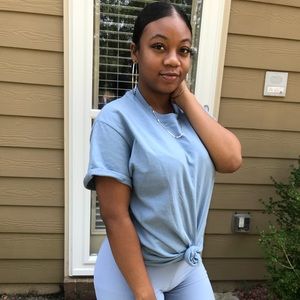 Meet your Posher, Melissa